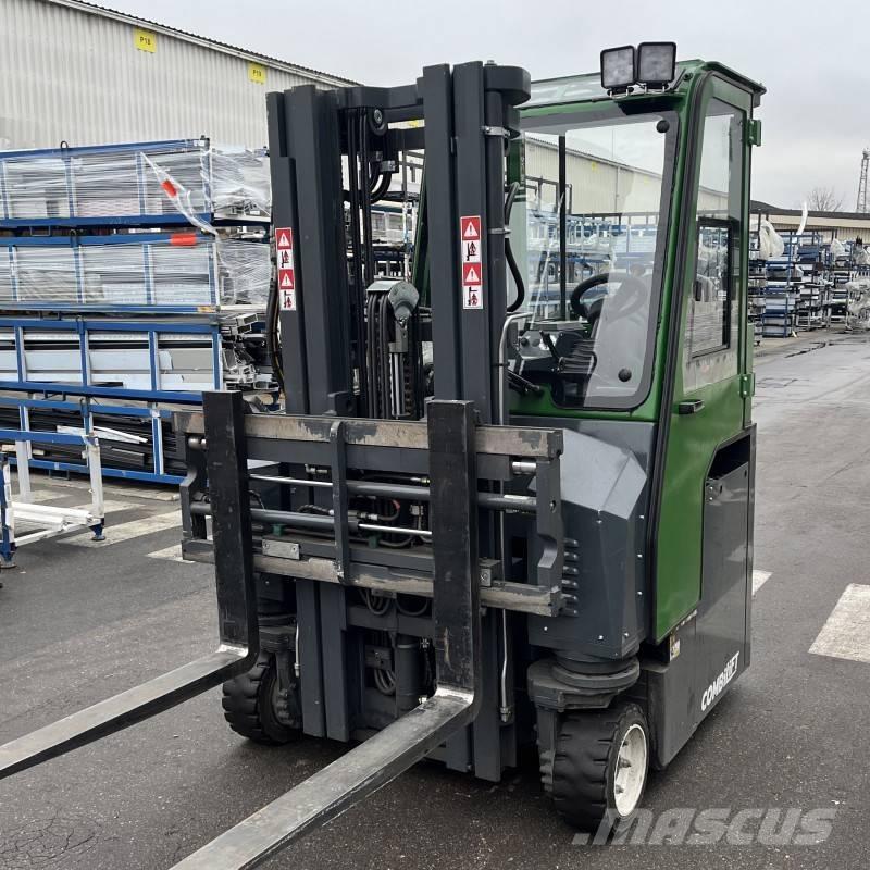 Combilift CBE 2500 Vierwegestapler