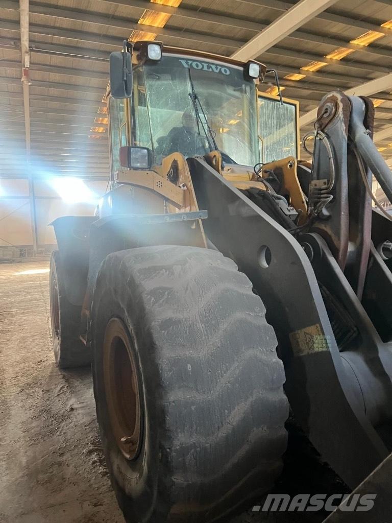 Volvo L 120 E Radlader