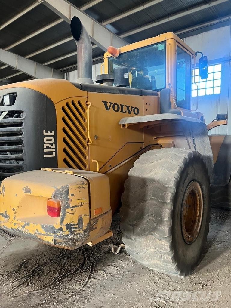 Volvo L 120 E Radlader