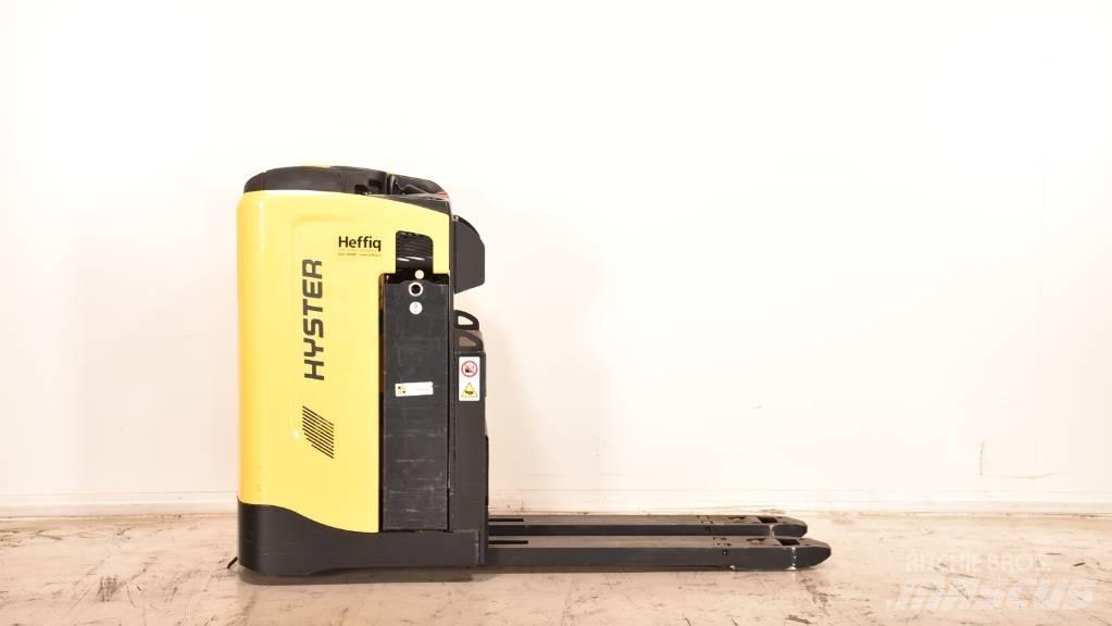 Hyster RP2.0N Gabelstapler mit Fahrerstand