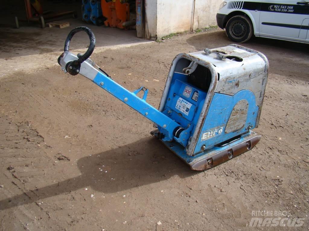 Weber CR 8 Erdbauwalzen
