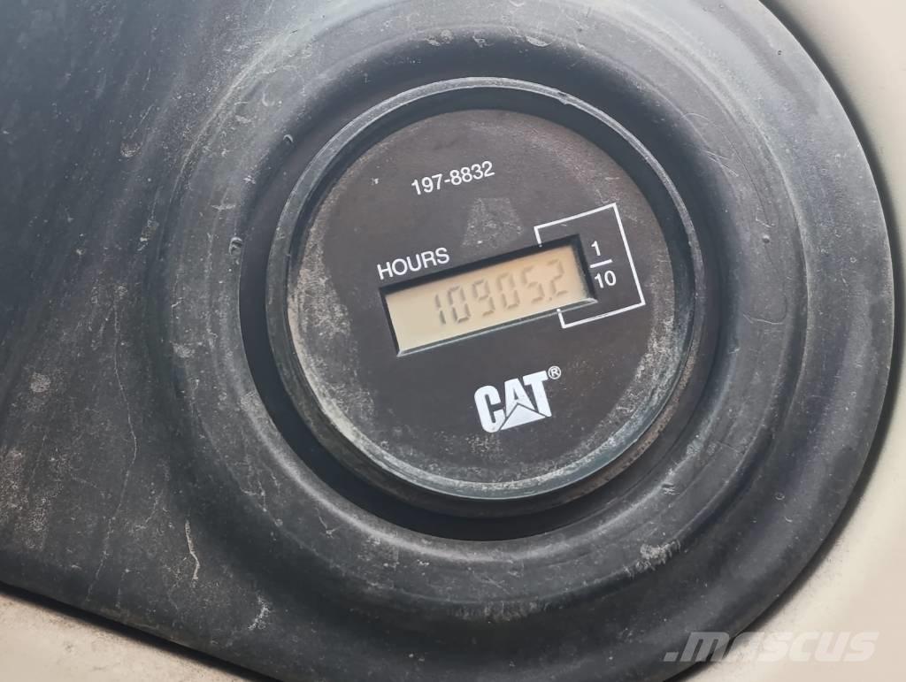 CAT M 318 C Mobilbagger