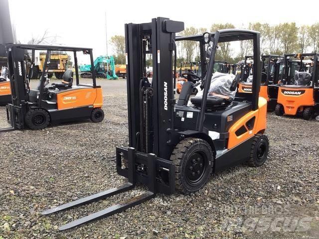 Doosan D25S-9 Dieselstapler