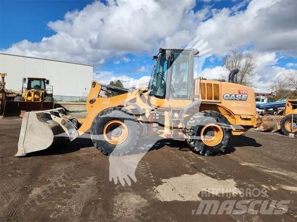 CASE 621F Radlader