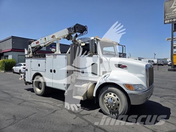 Peterbilt 335 Sonstige Baumaschinen