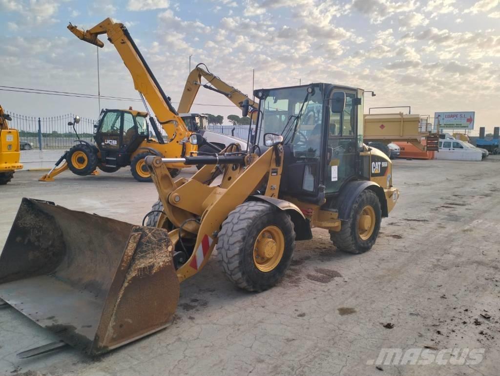 CAT 906M Radlader