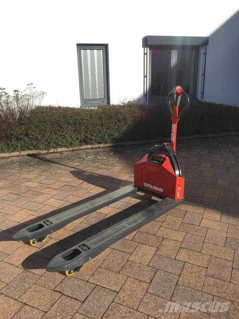 Linde MT12 Deichselstapler