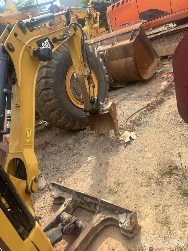 CAT 301.7 Minibagger < 7t