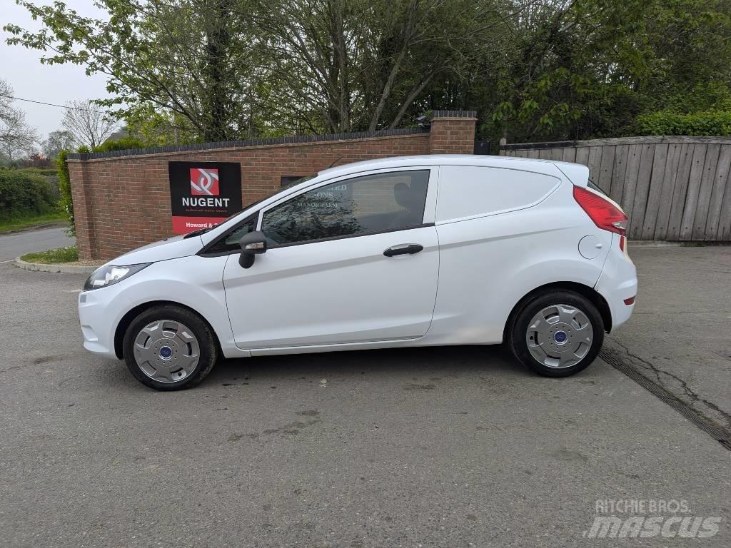 Ford Fiesta Van Lieferwagen