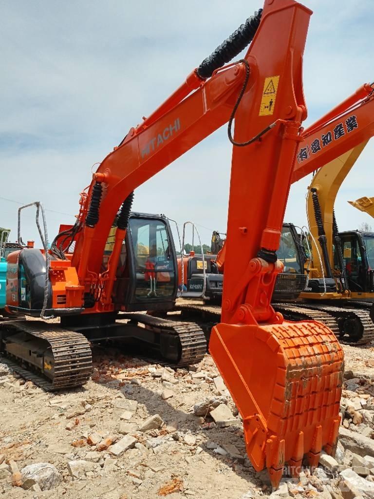 Hitachi ZX 135 Raupenbagger