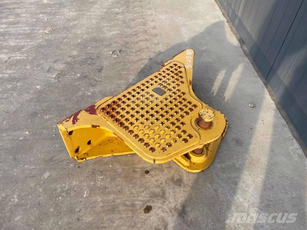 CAT D6K Zugtraverse Andere Zubehörteile