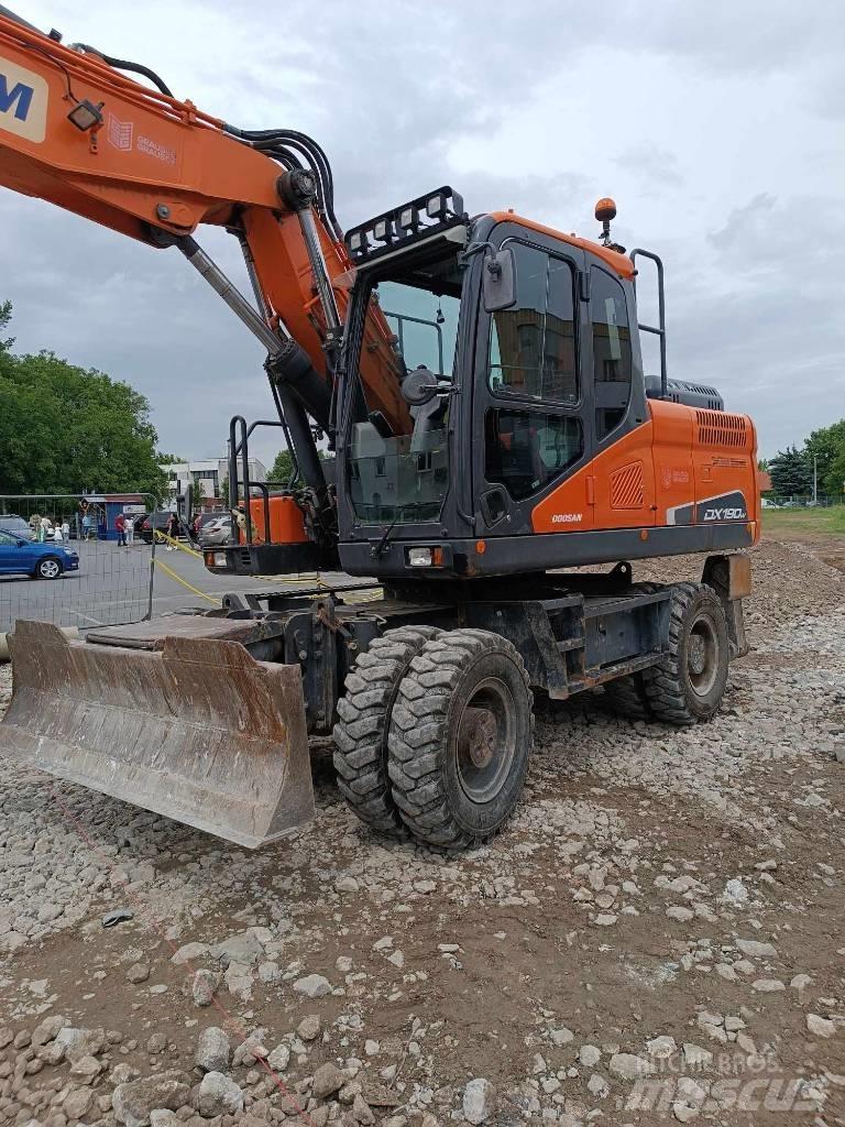 Doosan DX 190 W-5 Mobilbagger