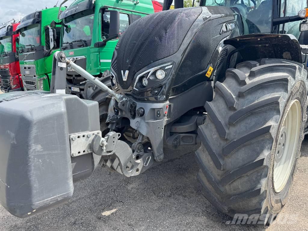Valtra S 374 Traktoren
