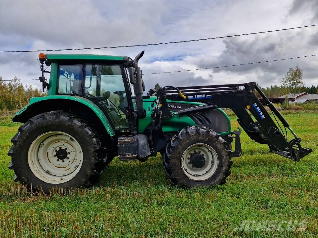 Valtra T 182 Versu Traktoren
