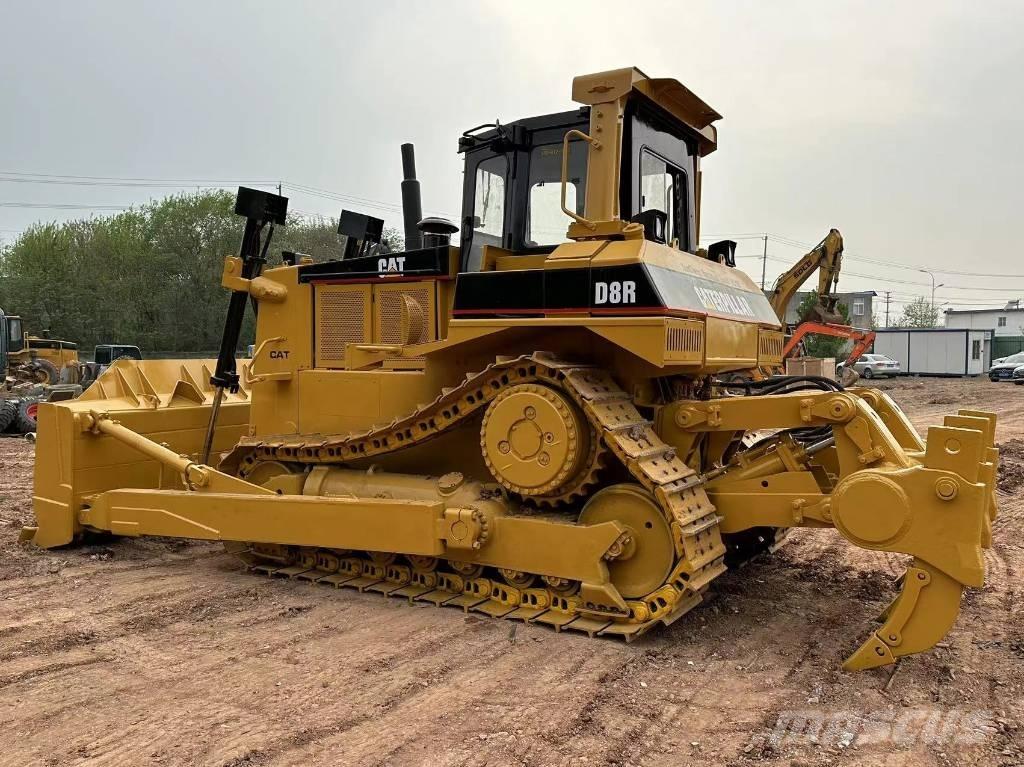 CAT D8R Bulldozer
