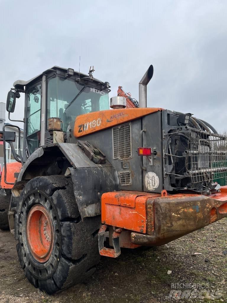 Hitachi ZW 180-5 Radlader