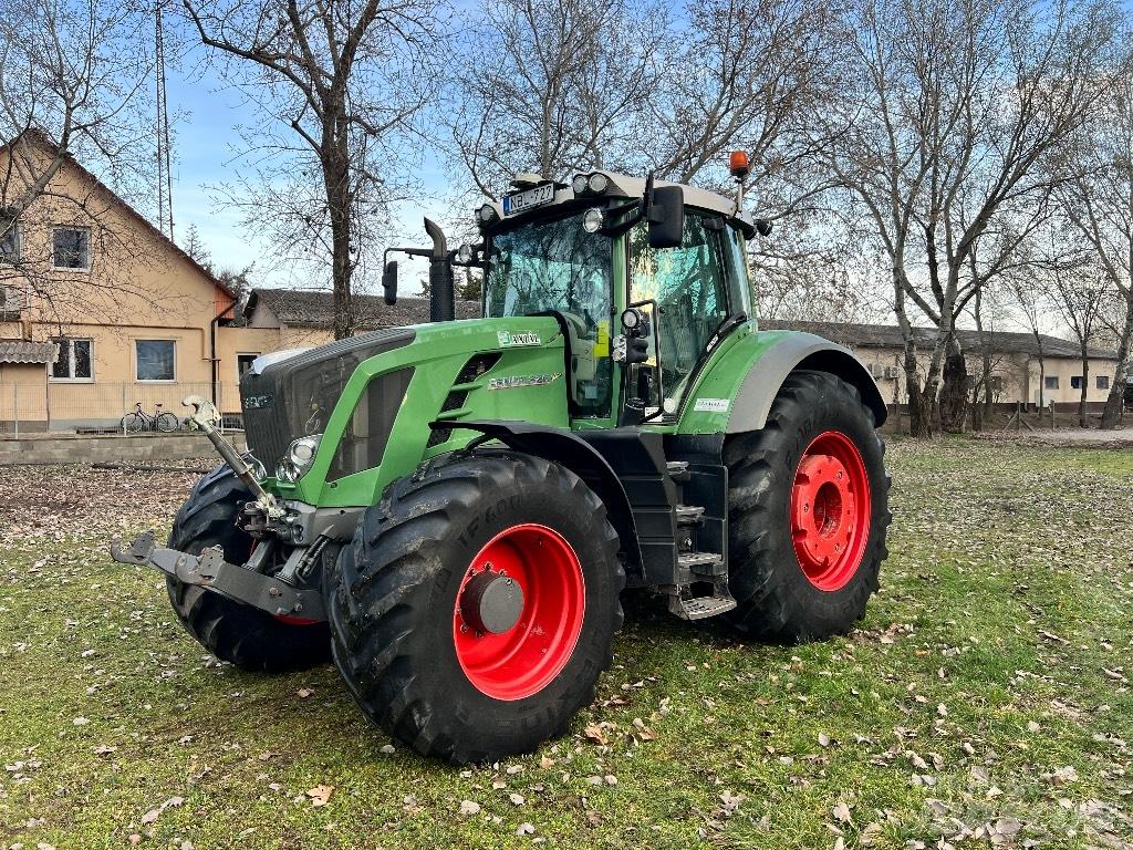 Fendt 826 SCR Profi Traktoren
