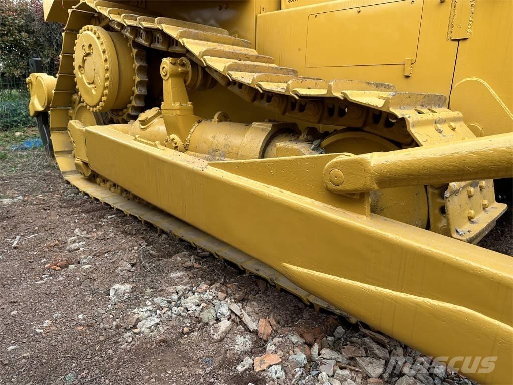 CAT D7H Bulldozer