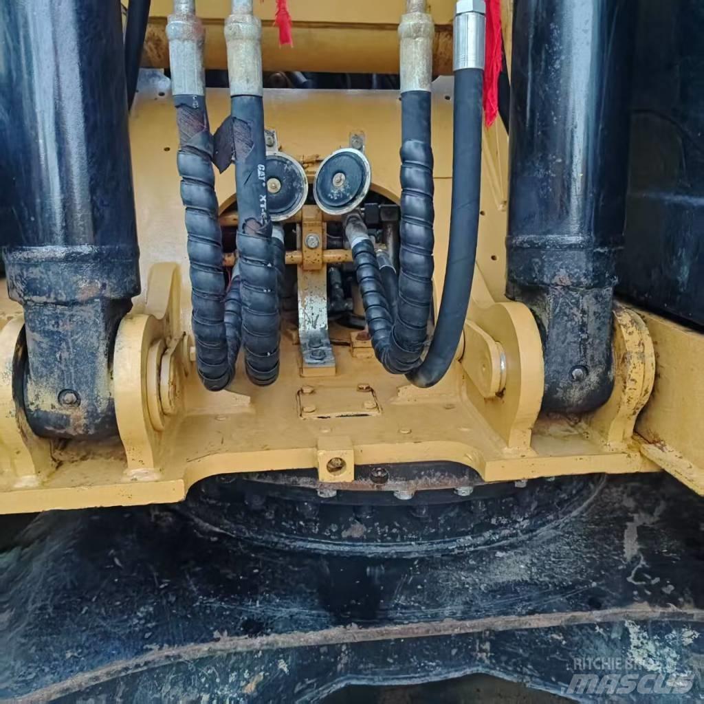 CAT 313 D Raupenbagger