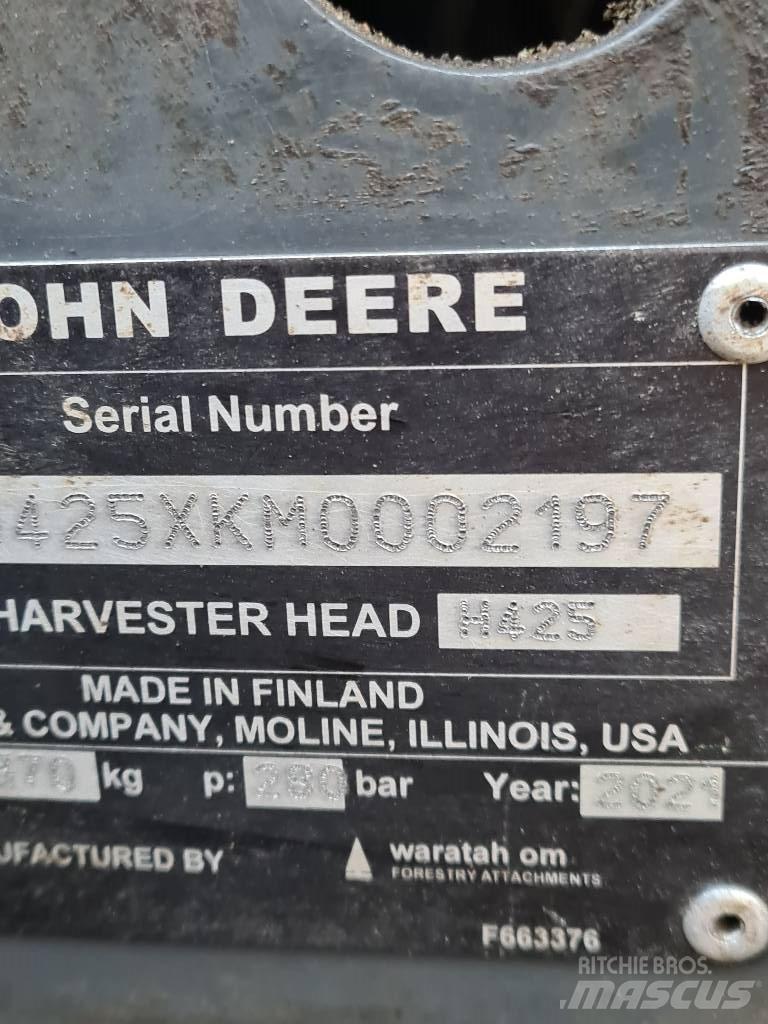 John Deere 1470G Harvester