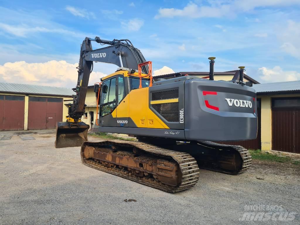CAT 320 FL Raupenbagger