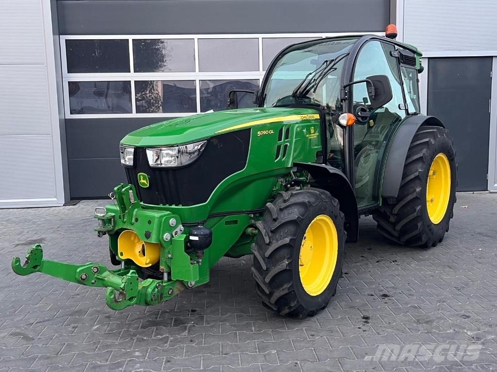 John Deere 5090 GL Traktoren