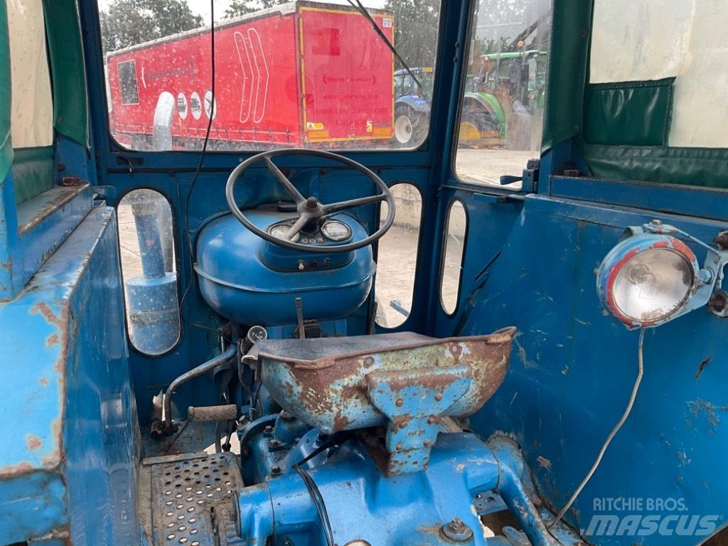 Fordson Super Major Traktoren