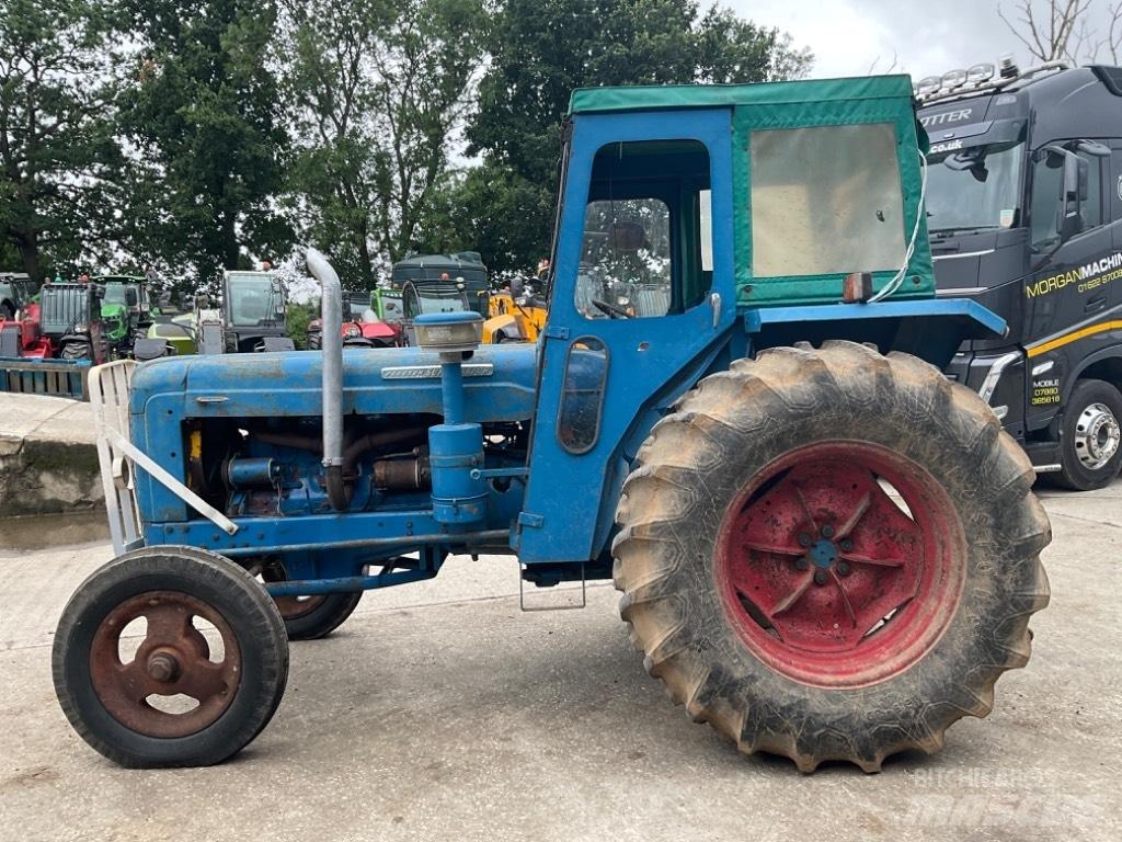 Fordson Super Major Traktoren
