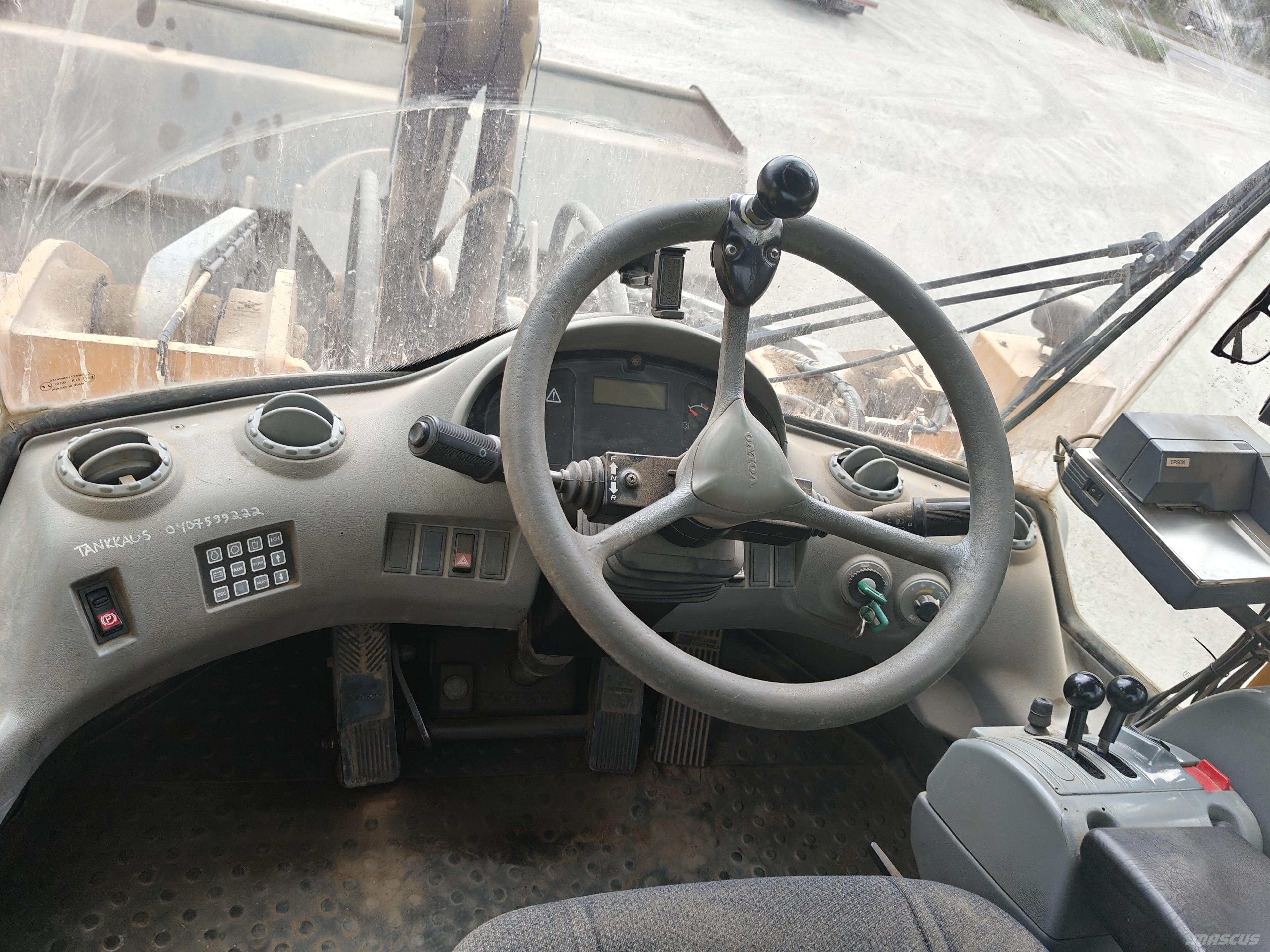 Volvo L 220 E Radlader