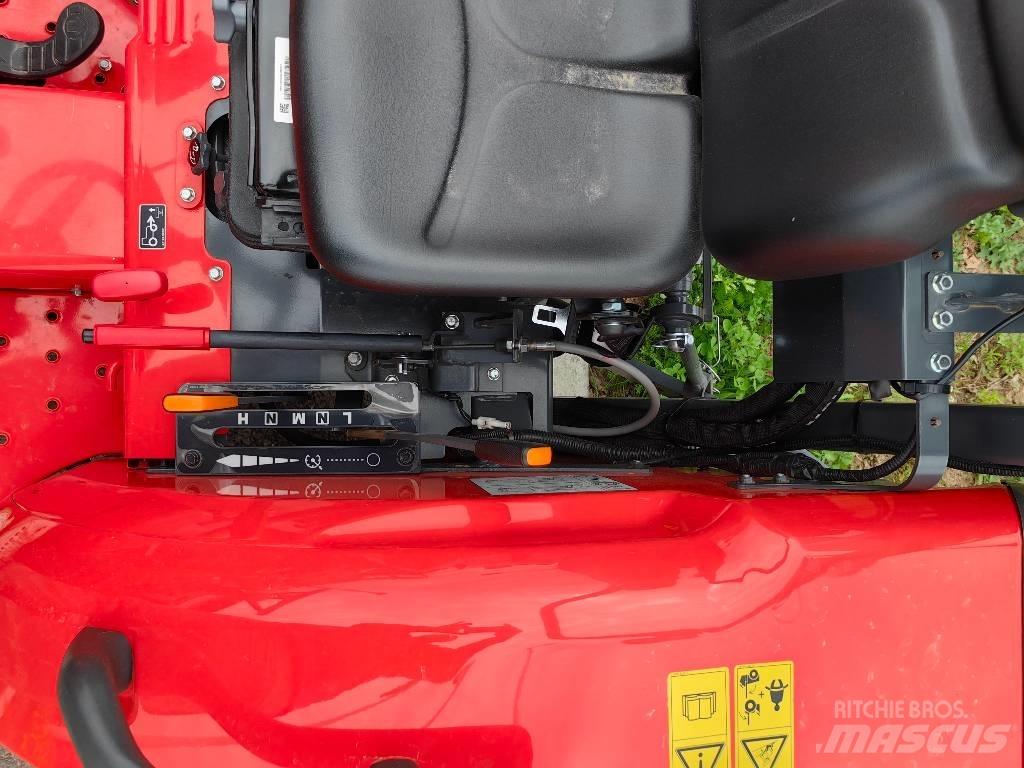 Kubota L1-382 HST Traktoren