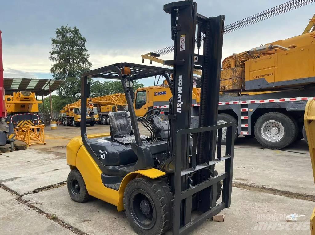 Komatsu FD 30 T-14 Dieselstapler