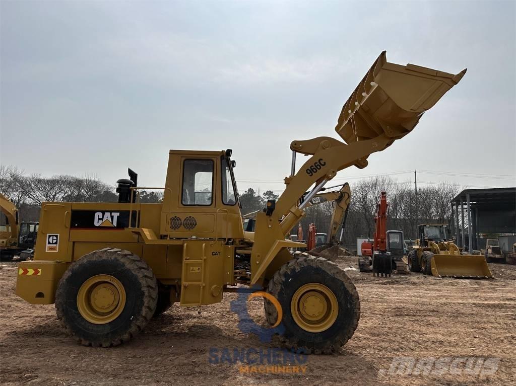 CAT 966C Radlader