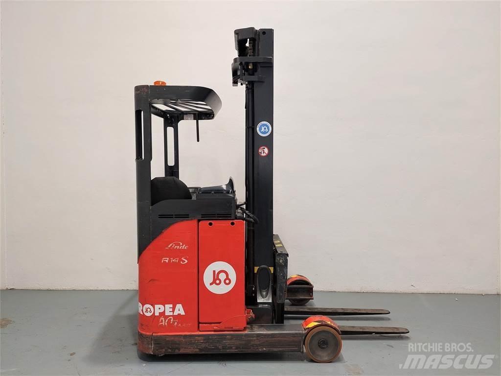 Linde R14S Schubmaststapler