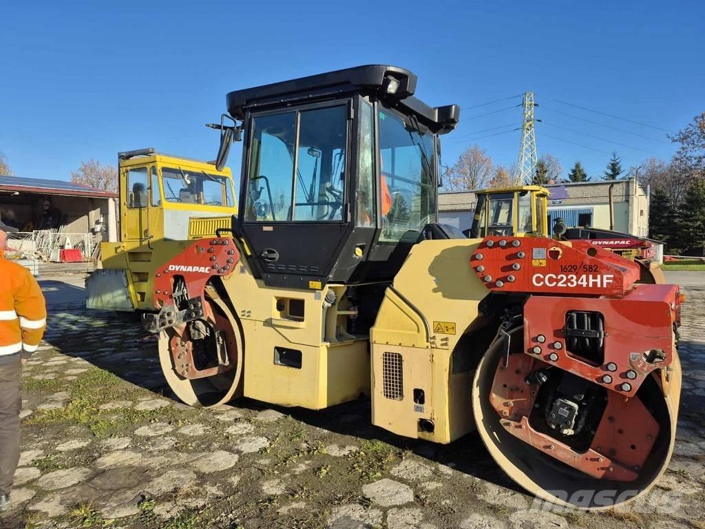 Dynapac CC 234 HF Tandemwalzen
