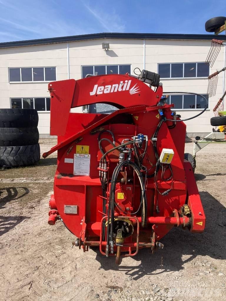 Jeantil PR 2000 Ballenschredder, -schneider und -wickler