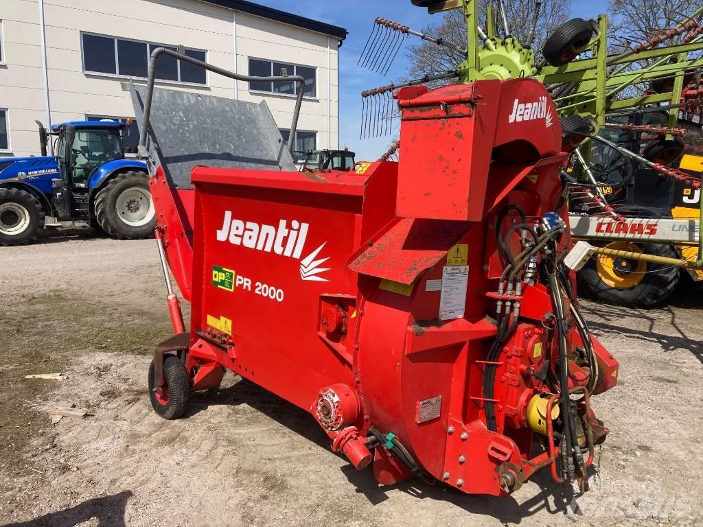 Jeantil PR 2000 Ballenschredder, -schneider und -wickler