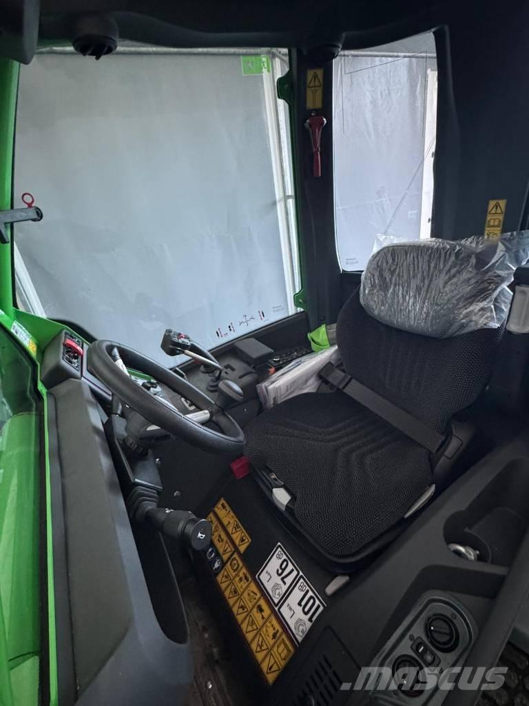 Avant 760 Arbeitsfahrzeuge