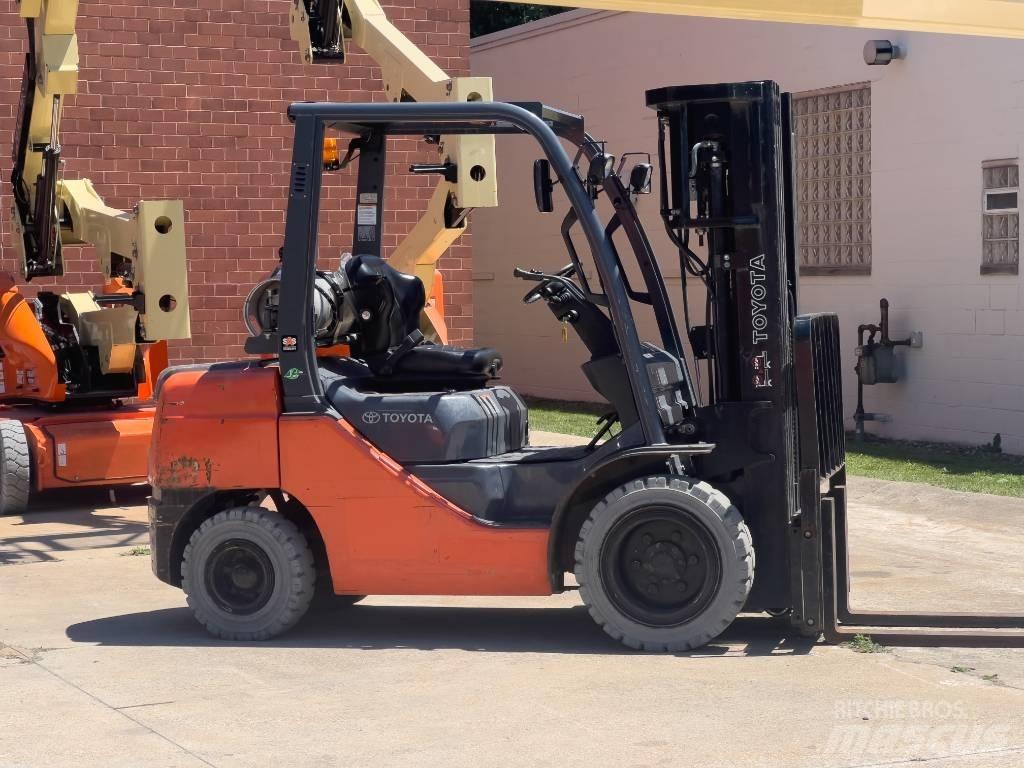 Toyota 8 FG U 30 Andere Gabelstapler