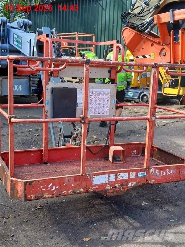 SkyJack SJ 63 AJ Gelenkteleskoparbeitsbühnen