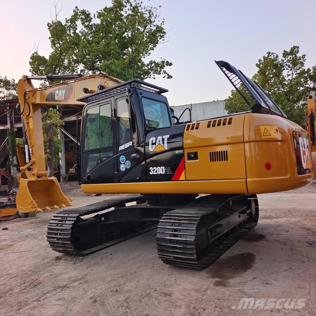 CAT 320 D2L Raupenbagger