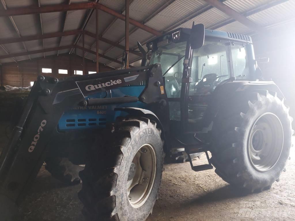 Valtra Valmet 8400-4 Traktoren
