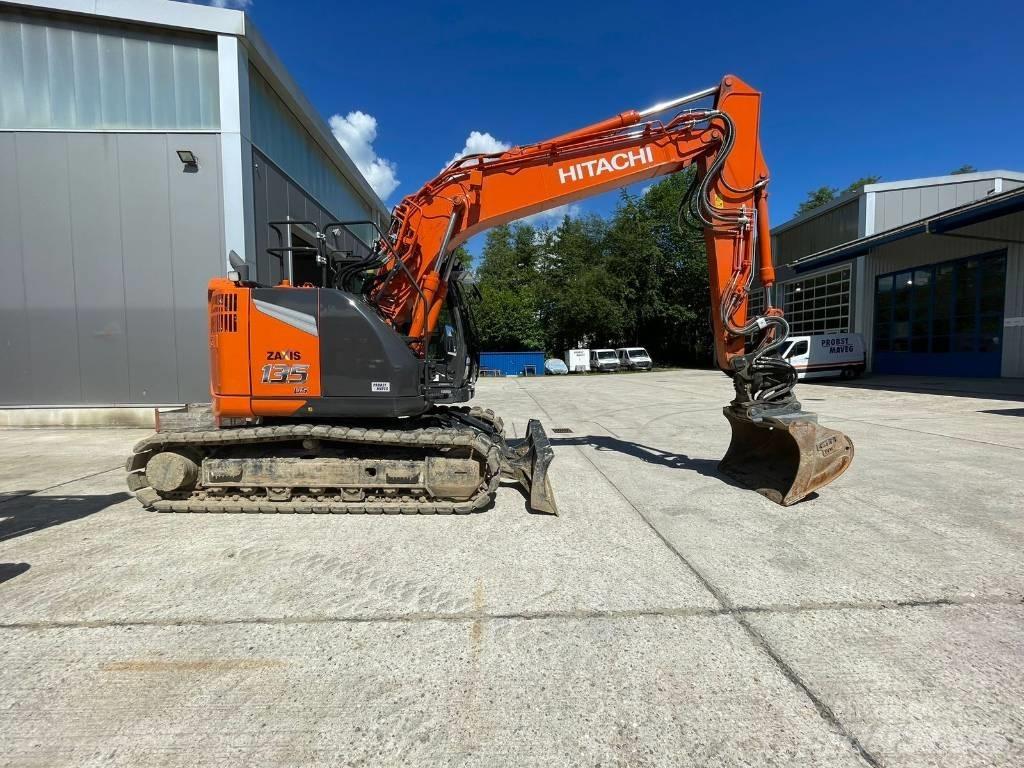 Hitachi ZX135US Raupenbagger