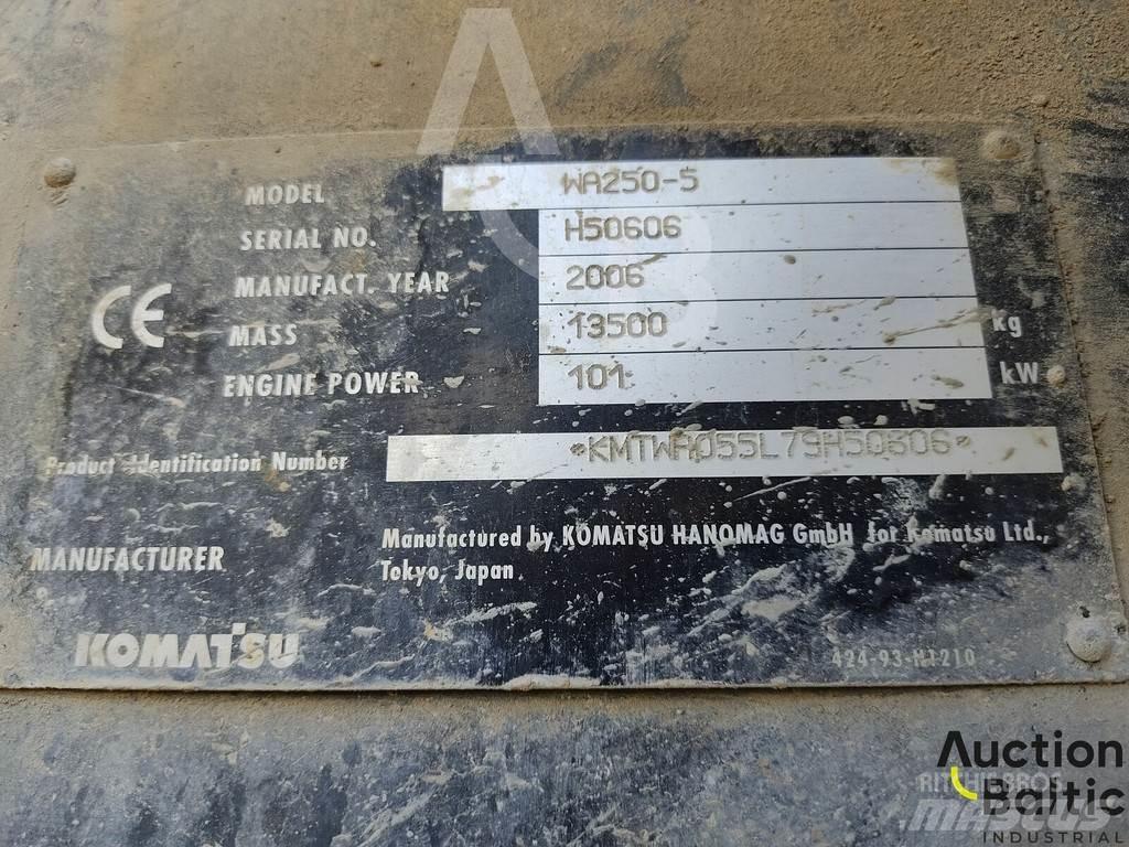 Komatsu WA250-5 Radlader