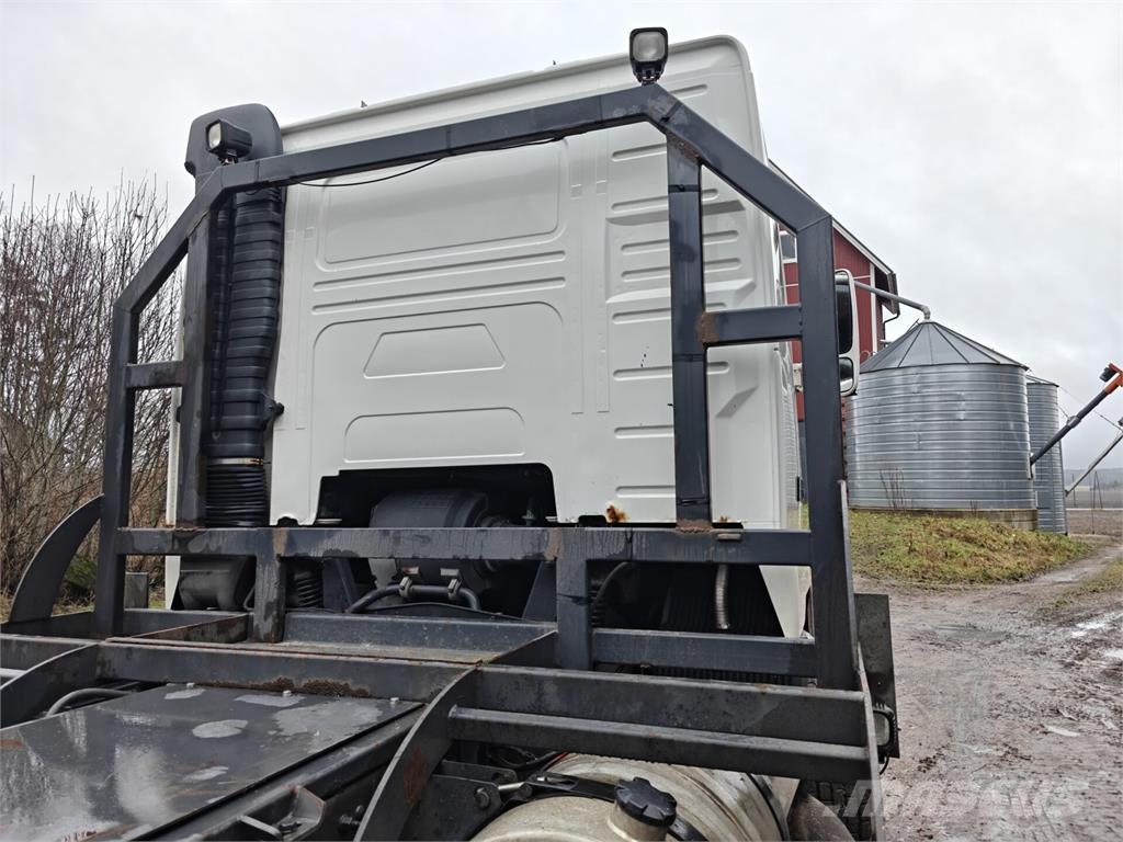 Volvo FH 12 Forsttransportfahrzeuge