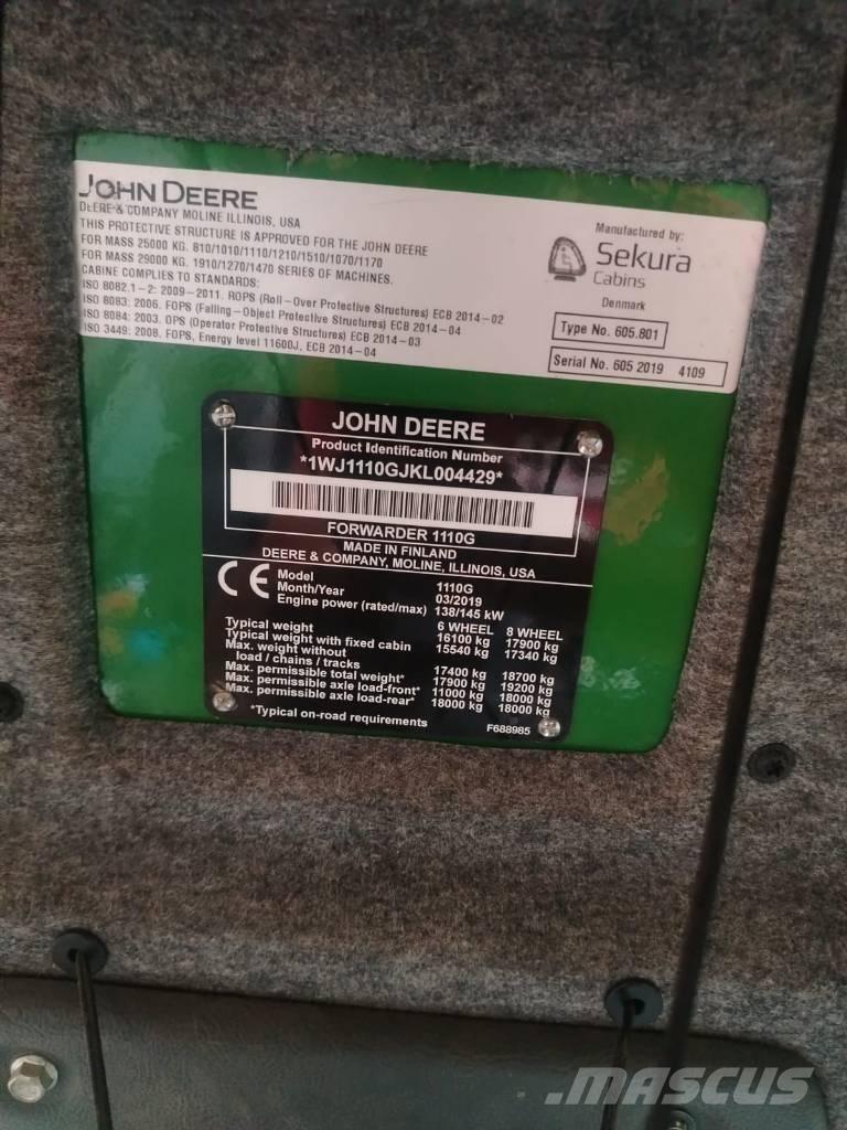 John Deere 1110 Forwarder