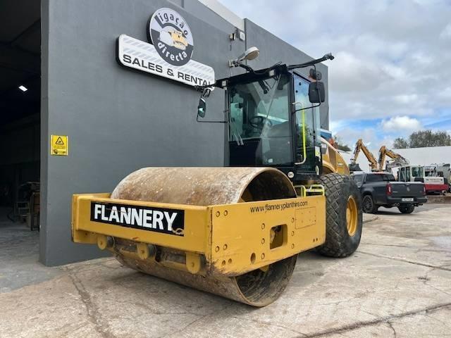 CAT CB 64 Tandemwalzen