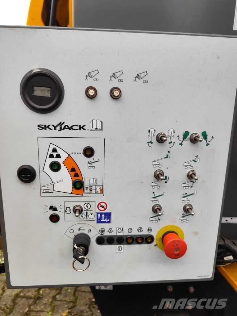 SkyJack SJ 45 T+ Teleskopbühnen