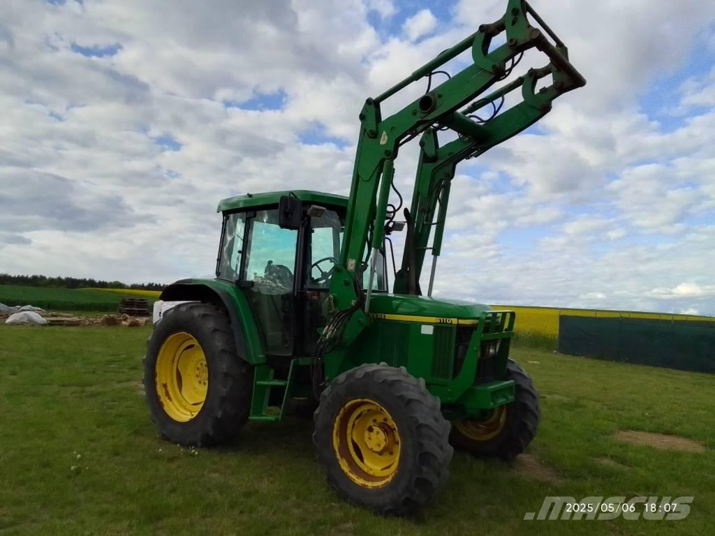 John Deere 6110 SE Traktoren