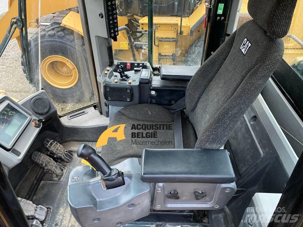 CAT 966M Radlader