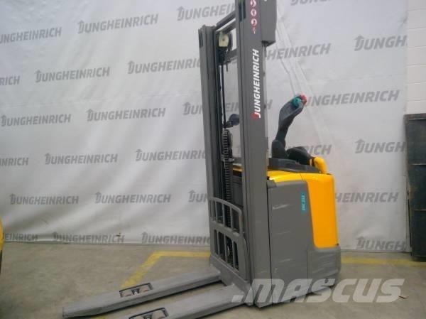 Jungheinrich ERC 212 Selbstfahrstapler